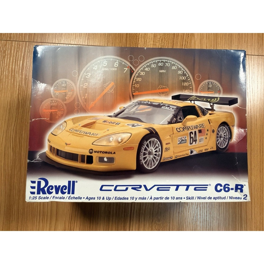 Revell Corvette C6-R 1:25 Model Kit 85-2016 Complete - Started Assembled